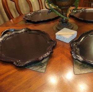 Table plate chargers